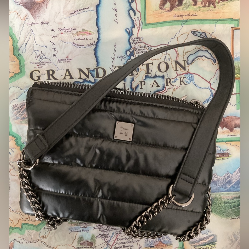 NWOT Think Royln Women Black Quilted Shoulder Bag with Chain Straps. One size.